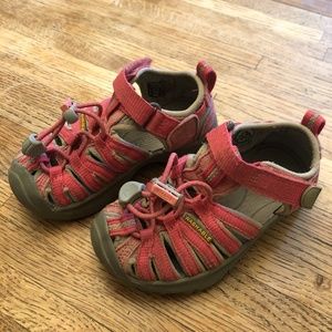 Keen Newport H2O size 8 toddler